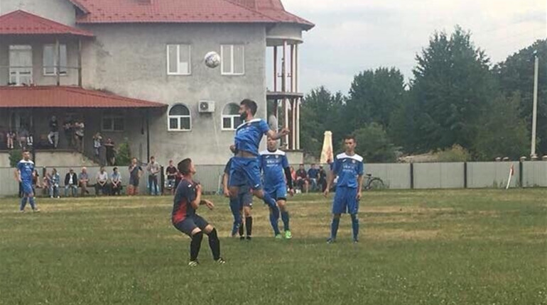 У районному футболі розпочалися кубкові півфінали