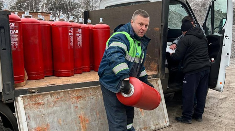 На Сумщині перші 80 родин отримали скраплений газ у балонах — допомогу для жителів прикордоння