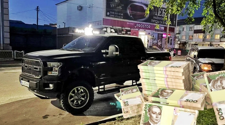 Від мільйона гривень і вище: публікуємо топ-10 найдорожчих авто в Сарнах