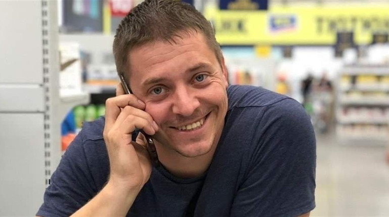 День народження зустрів на фронті, а за 4 дні загинув: Жовті Води попрощаються з Дмитром Боронилом
