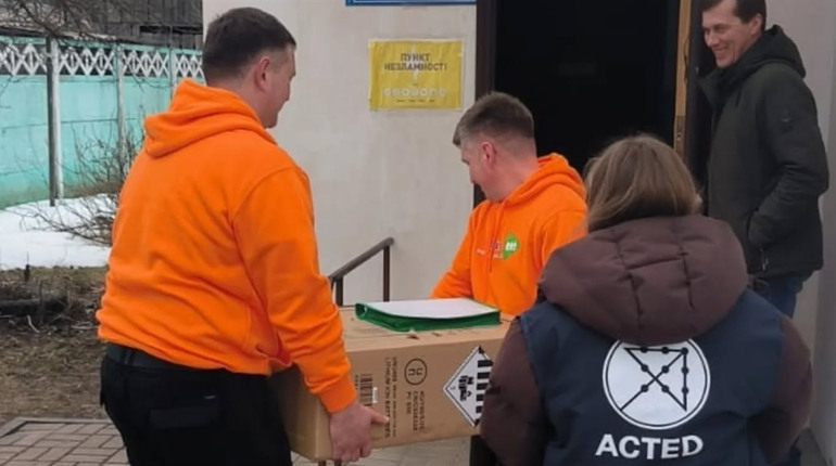 Активісти EcoBand посилили енергонезалежність сіл за допомогою систем резервного живлення