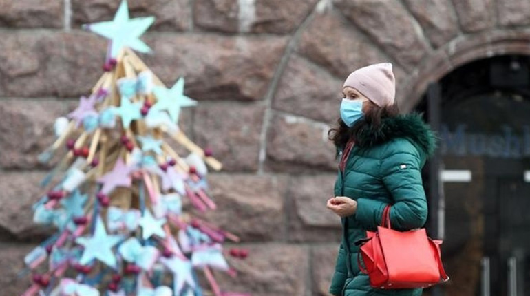 Після 5 хвилин на свіжому повітрі заразність коронавірусу знижується на 90%: дослідження вчених