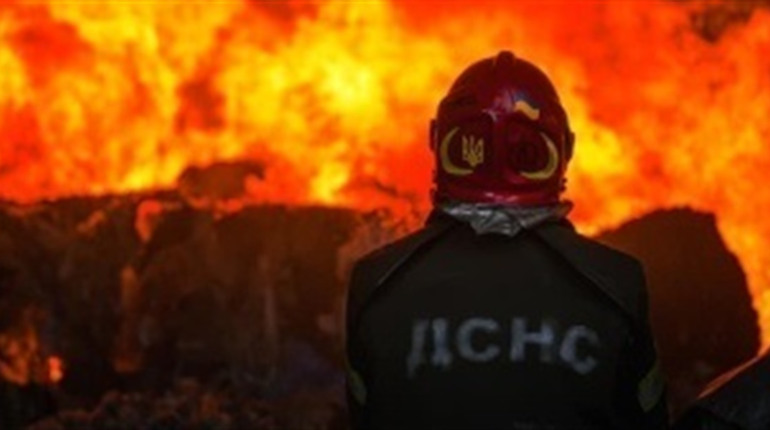 На Кременеччині сталась пожежа внаслідок атак ворожими БПЛА типу «Shahed»