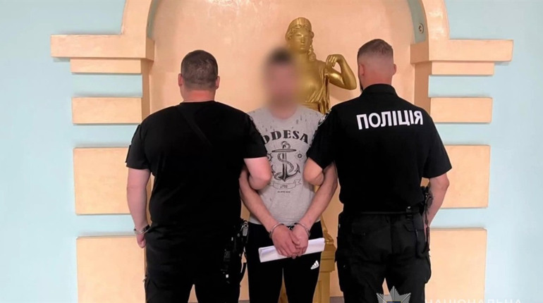 Катування у підвалі: поліція затримала підозрюваного у Хаджибейському районі Одеси