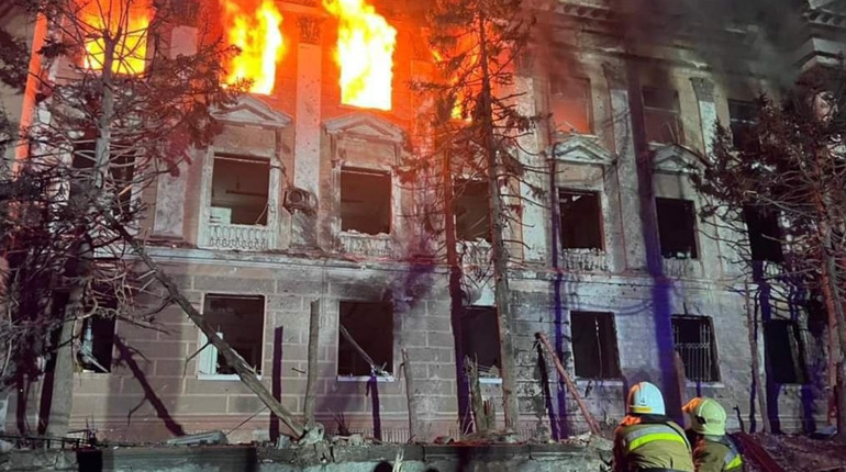 Вночі російські війська атакували Миколаїв. Оновлюється