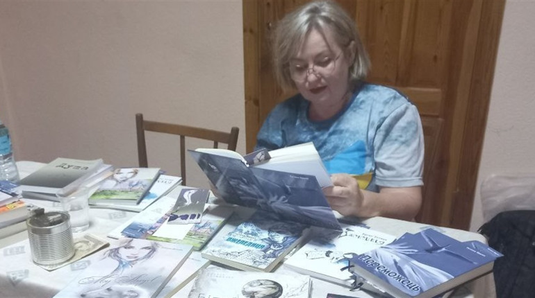 Доля та творчість Тетяни Брукс: письменниця провела в Смілі творчу зустріч