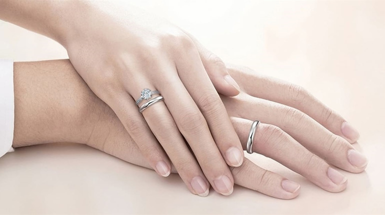 Як обрати каблучку для заручин: практичний гід