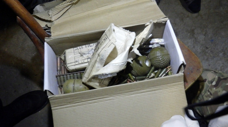 У жителя Херсонщини вилучили гранати та набої: він знайшов їх на колишніх позиціях окупантів