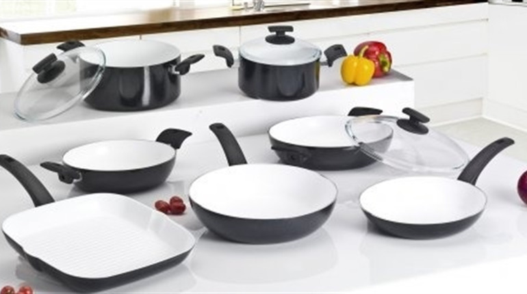 Сковороди з внутрішнім керамічним покриттям – ідеальний вибір для щоденного використання