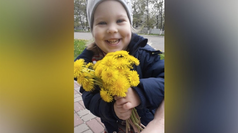 Онкозахворювання виявили у сина, а потім у доньки: у Конотопі родина Петрушенків потребує допомоги