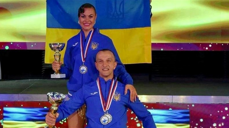 Нетішинець Іван Сівак здобув три «золота» Кубку світу з танців на візках
