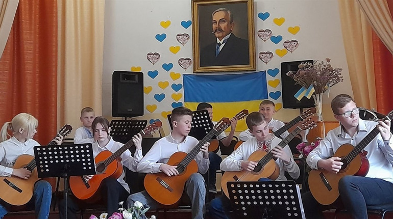 П’ять перших місць здобули тростянецькі гітаристи на міжнародному конкурсу