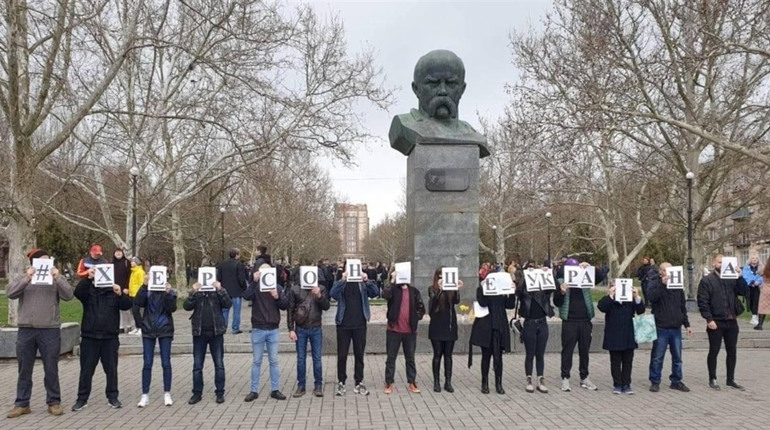 У Херсоні спробують захистити важливи пам'ятники від обстрілів, як це роблять по всій Україні