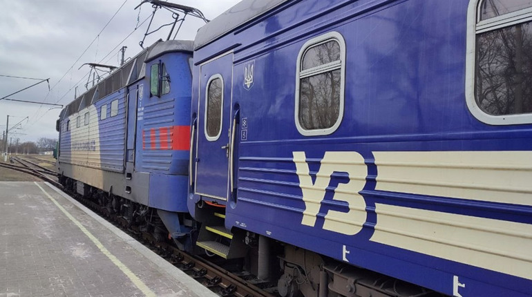 З понеділка змінюється розклад низки поїздів з Сумщини. Що варто знати шосткинцям