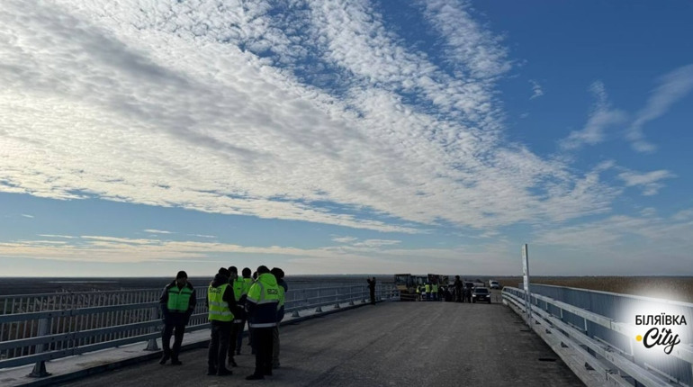 На Одещині ремонтують трасу, яка роками була непроїзною, але стратегічно важливою