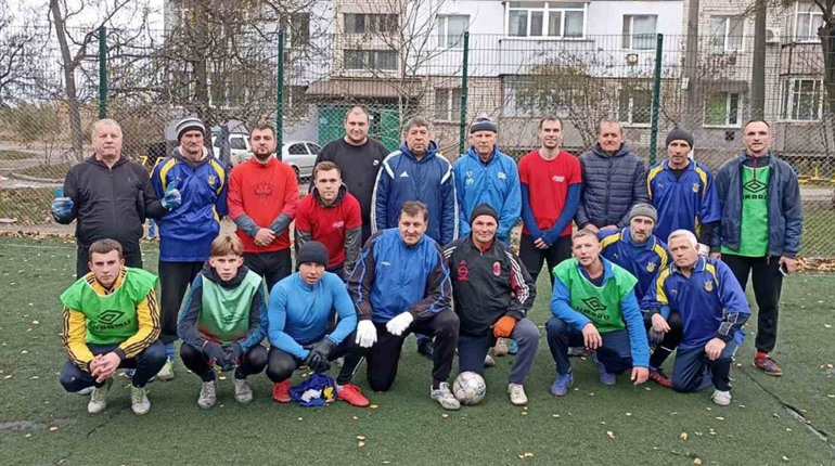 Пам'ятаємо та шануємо. У Первомайську відбувся матч на честь пам'яті колишнього футболіста