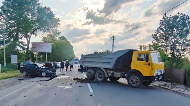 На вихідних у Шипинцях та Кіцмані сталися ДТП з потерпілими