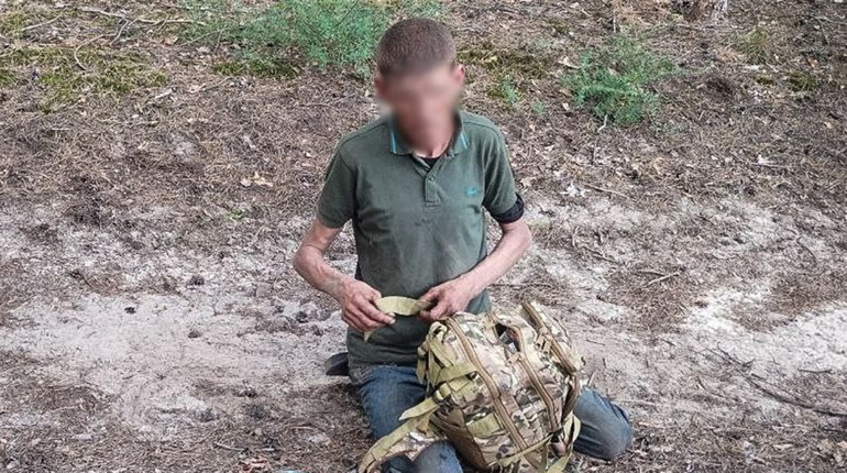 На Сумщині викрили чоловіка, який підпалював ліс біля об'єктів критичної інфраструктури