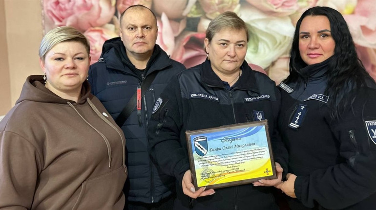 Є люди, яких хочеться обійняти всією країною!!