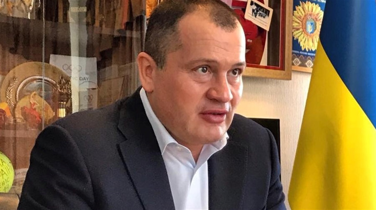 Подарунки влади до Дня місцевого самоврядування – скорочення фінансування, тиск та централізація