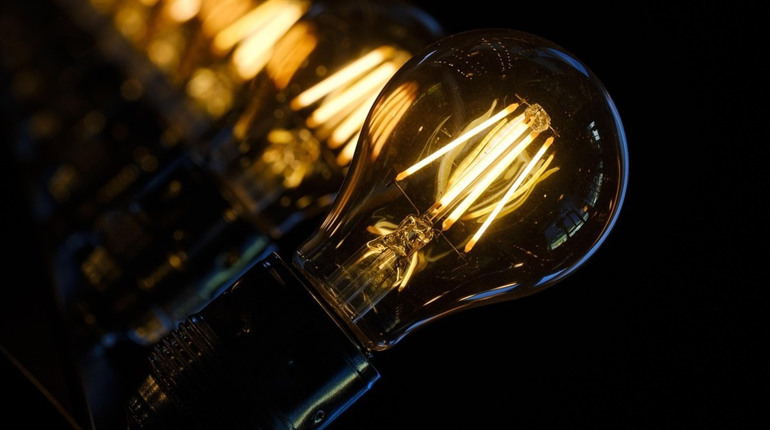 Графік відключення світла на 8 грудня у Барській та Копайгородській громадах