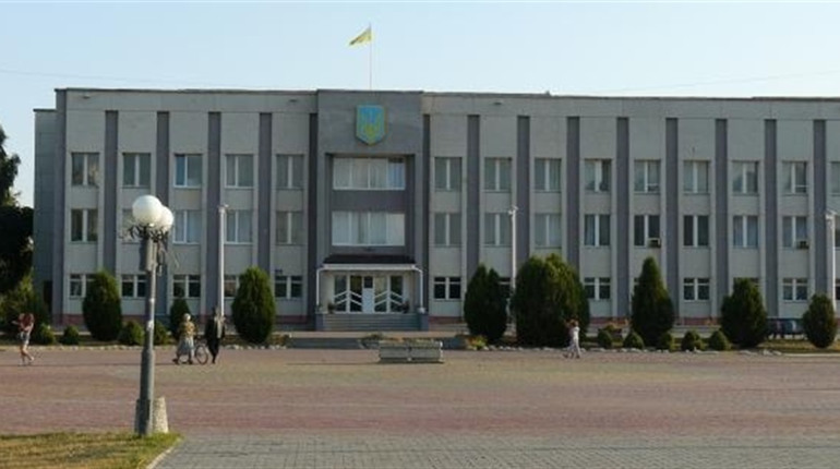 У Нетішинській міськраді відбулося чергове засідання виконкому: які рішення прийняли?