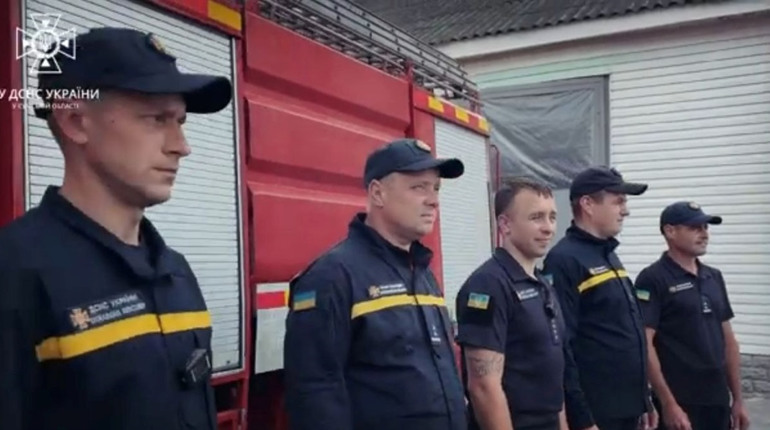 Робота на межі можливого: як працюють білопільські рятувальники під час війни