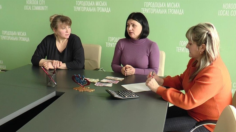 Городоцькі працівники культури зібрали кошти на ліки для військових