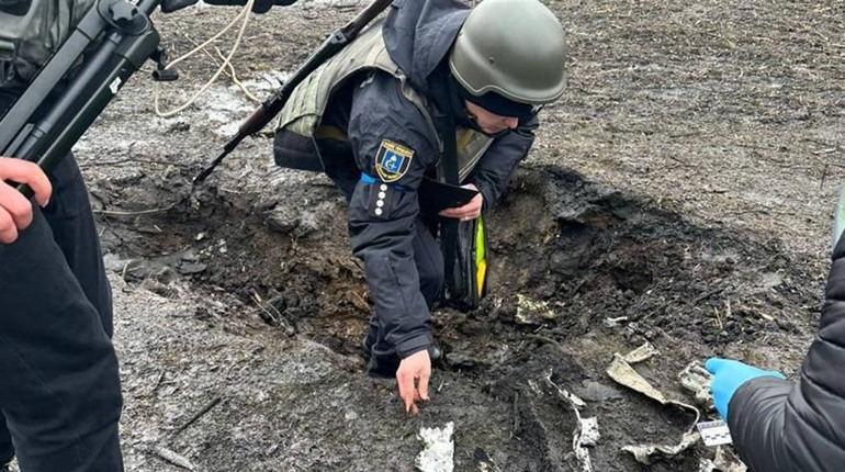 Поліція документує наслідки ворожих обстрілів у Шостці