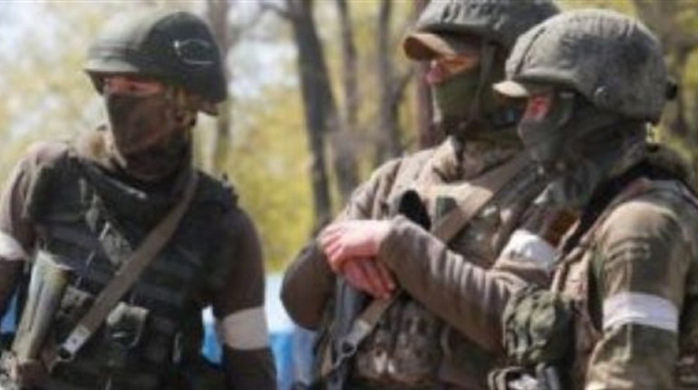 Росіяни на Херсонщині пиячать попри заборону начальства