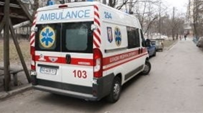 На Славутчині судили учасника бойових дій, який наїхав на собаку та побив «швидку»