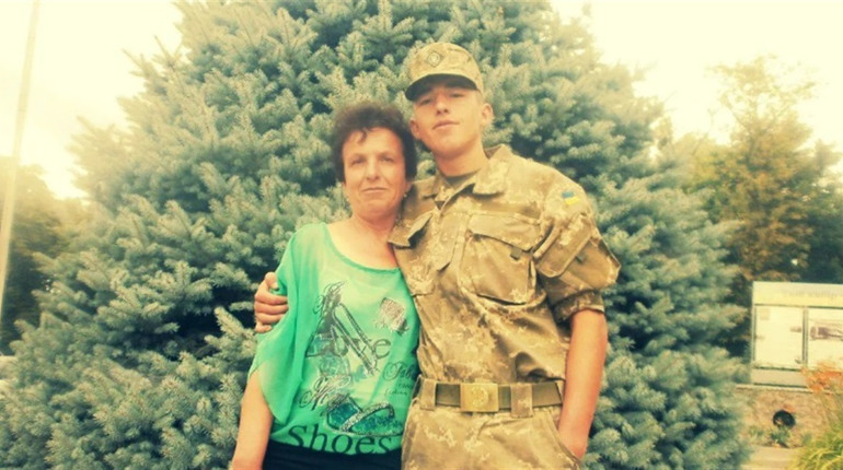 Мати вбитого на Херсонщині учасника АТО Руслана Руснака розповіла, як росіяни його закатували