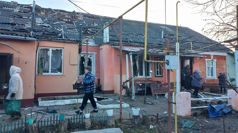 На Сумщині через ракетний обстріл "Градами" загинула молода жінка, без матері залишилось двоє дітей