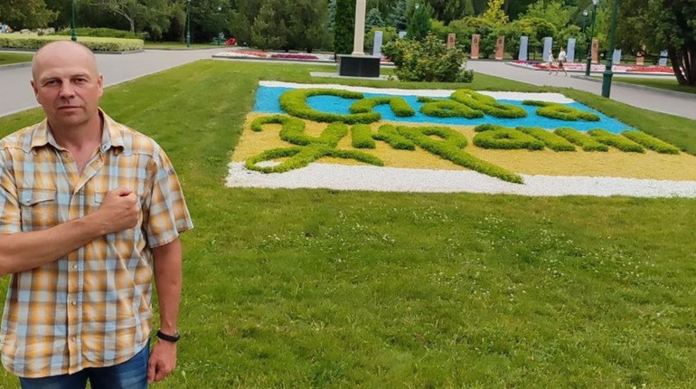 Взірець стійкості і сили - спогади родини про Героя України Володимира Карачуна