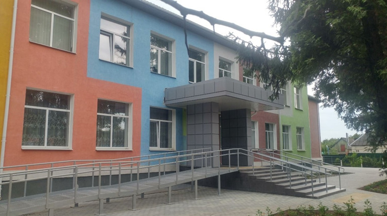 Миколаївська громада в новому навчальному році не скоротить жодної школи