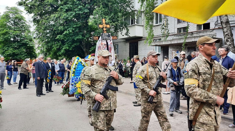 Закатували до смерті: Історія херсонського волонтера Дениса Миронова, вбитого окупантами