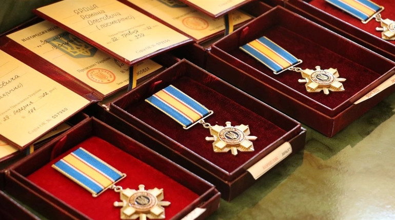 41 військового зі Львівщини посмертно нагородили державними орденами. Серед них – червоноградці