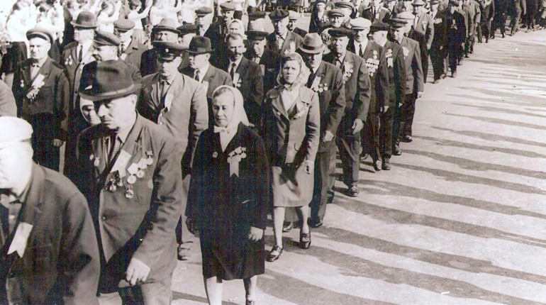 Архівні фото Сміли з 1965 року до Дня перемоги над нацизмом у Другій світовій війні