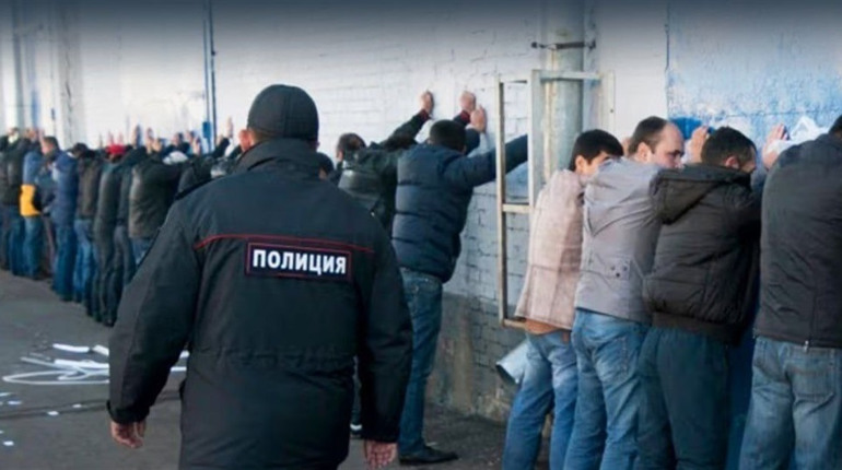 Як Росія вербує на війну: шантаж, премії для поліції і прихована мобілізація