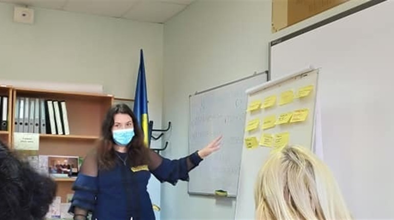 «Медіаграмотність та пошук роботи»: під такою назвою відбулося засідання клубу для жінок у Кіцмані