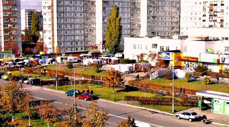 У Нетішині обмежать рух транспорту на перехресті проспекту Незалежності та вулиці Будівельників.