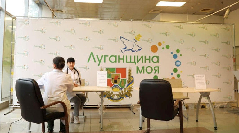 Переселенців з Луганщини прихистив шелтер у Києві. Яку допомогу надають пожильцям