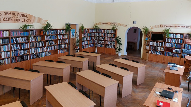 Як змінилось життя бібліотеки за останній рік: що читають і яких книг чекають читачі