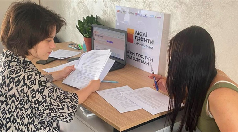 "Моя професія – моя незалежність": у шелтері говорили про роботу, гроші та простір для душі