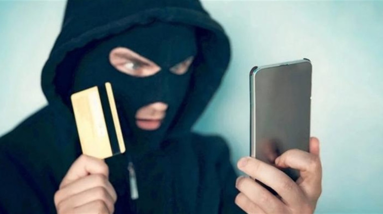 Жителів Херсонщини продовжують атакувати телефонні шахраї
