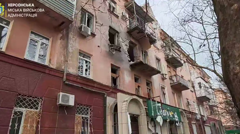 На Херсонщині окупанти завдали ударів по житлових кварталах, критичній та соціальній інфраструктурі