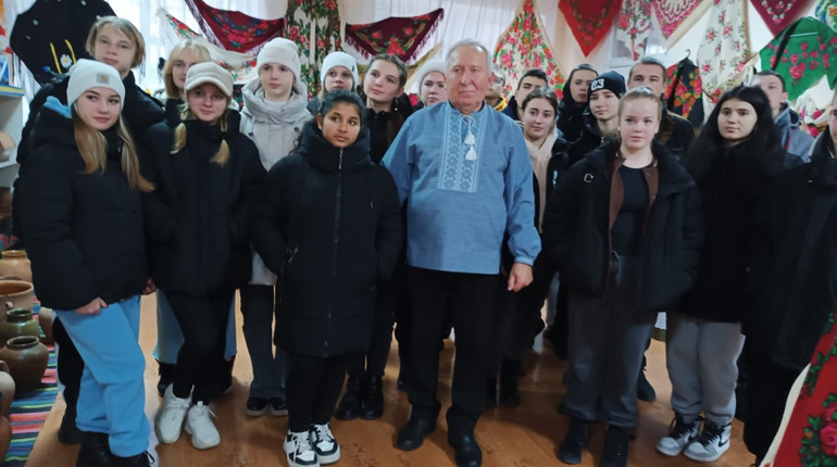 Уроки народознавства та історії від Валерія Бондаренка з Любашівки