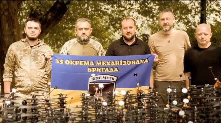 «Куп’янський дрон» передав чергову партію безпілотників бійцям 33-ї бригади