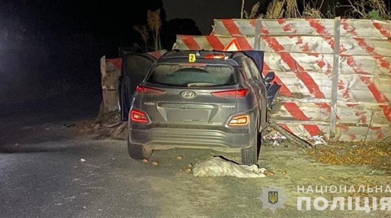На дорозі між Глуховом і Сумами в аварії загинув водій