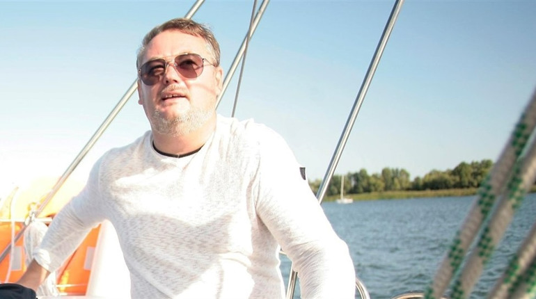 Херсонця судитимуть за пособництво ворогу: очолив при окупантах захоплене суднобудівне підприємство